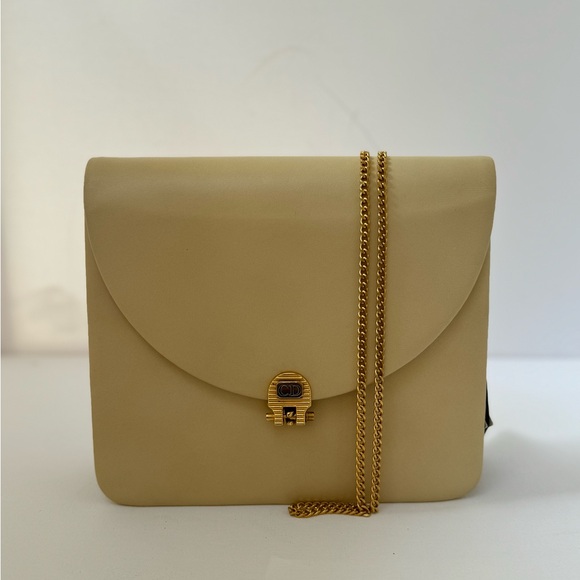 💥Price Drop ⬇️ Vintage Christian Dior bag - Picture 2 of 12
